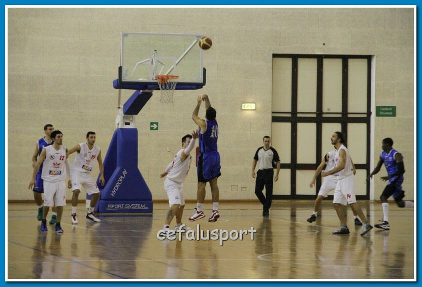 121223 Aquila 339_tn.jpg